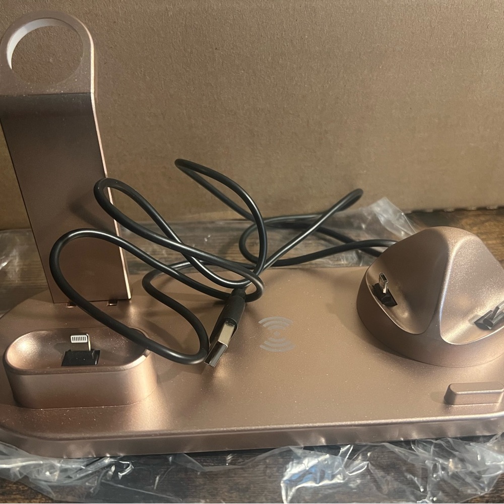 New Rose Gold Charging Dock Station